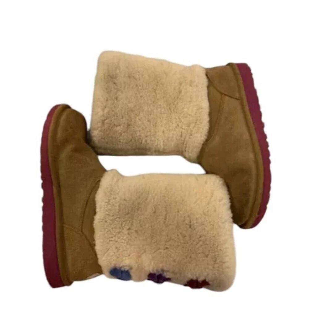 Ugg Australia Malena Boot Girls‎ Size 4 Brown Brand Purple Blue Bow 1005397K
